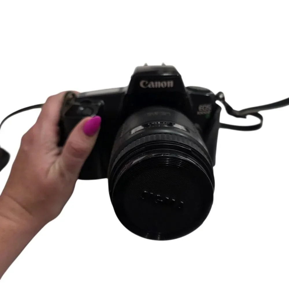 Canon EOS 1000F 35mm Film Camera Sigma UC Zoom 35-135mm Lens Untested